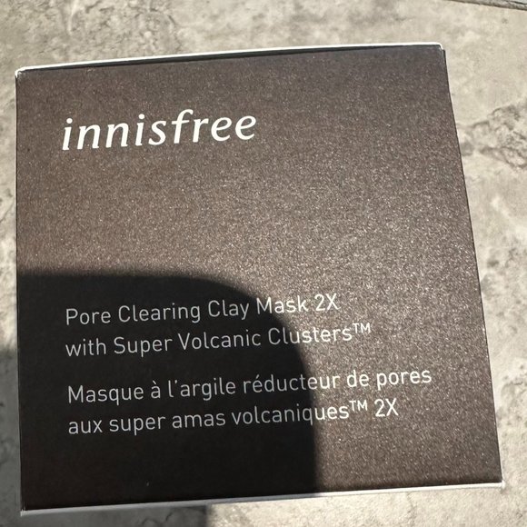 Innisfree Volcanic AHA Pore Clearing Clay Mask - Picture 2 of 4